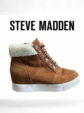Steve Madden Women’s Sherpa and Suede Wedge Booties‎ - Size 8.5